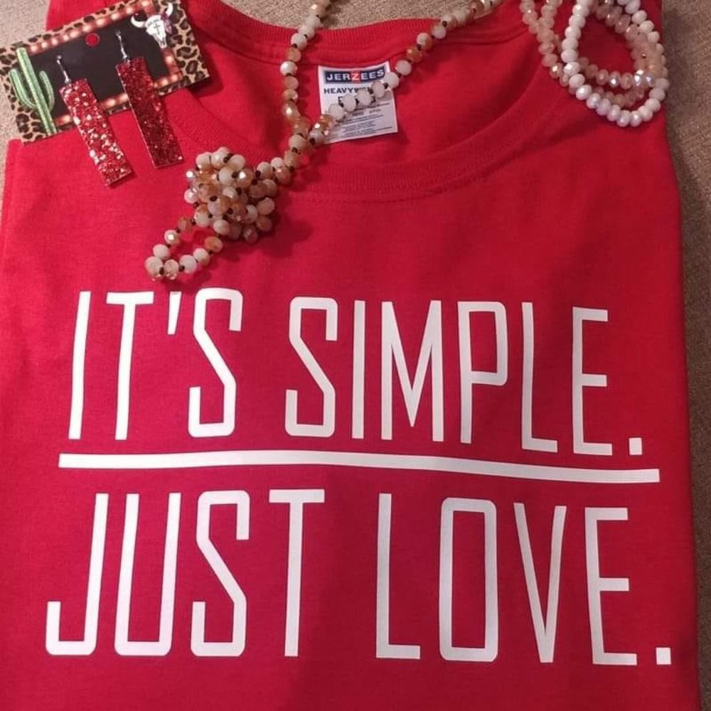 It's Simple,. Just Love Graphic Tee